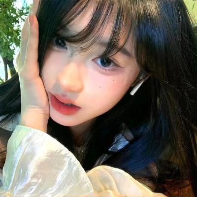 银发的阿基多